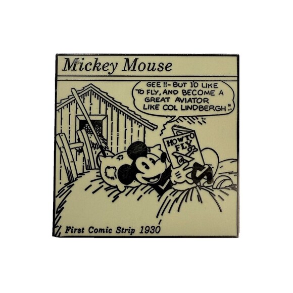 Disney Countdown to the Millennium Pin #65 of 101 Mickey Mouse First Comic - Picture 1 of 3